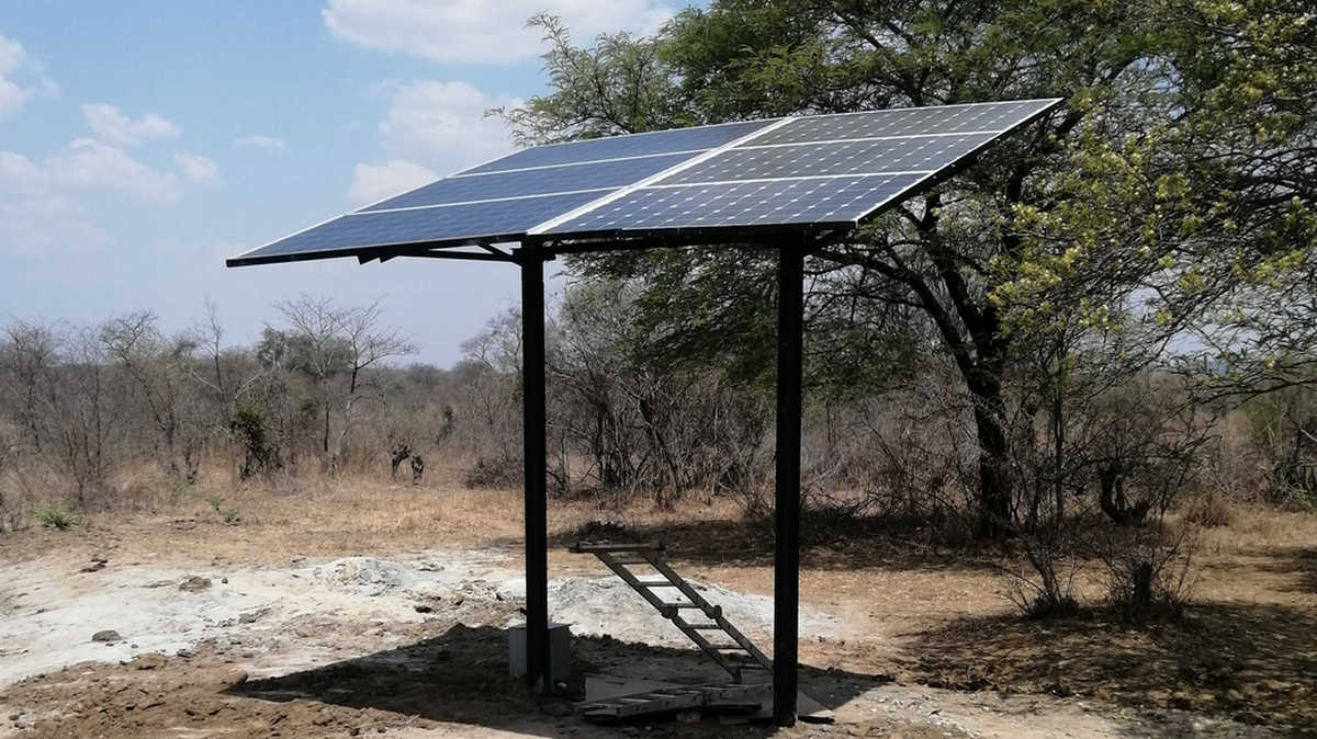 lanroy-energy-solutions-solar-water-pumping-system-installed-in-shurugwi-zimbabwe